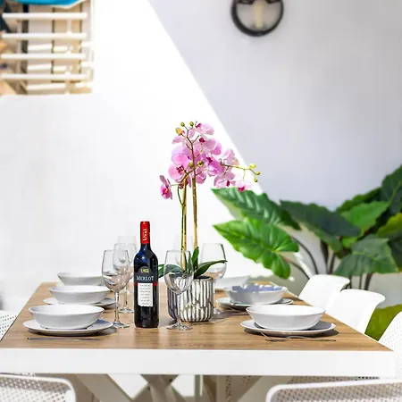 Casa Linc - Renovated Close To Center And Lejlighed
